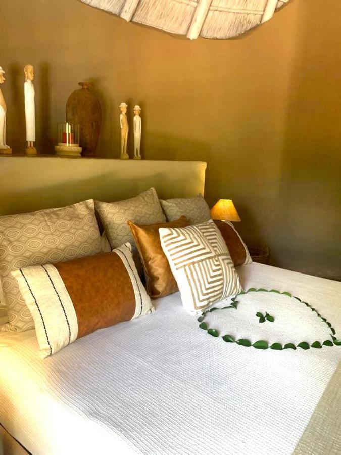Ikhaya Lamadube Game Lodge Klipdrift Екстериор снимка