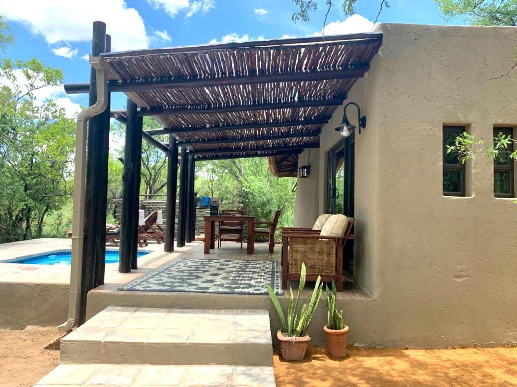 Ikhaya Lamadube Game Lodge Klipdrift Екстериор снимка